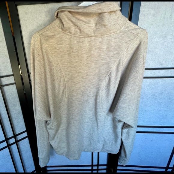 Avia Oatmeal Sweatshirt Sweater Running Athletic Long Sleeve Shirt Large Girls - Picture 3 of 5